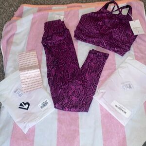 NWT MATCHING LEOPARD SET SIZE S (can also sell separate)